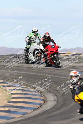 media/Nov-16-2025-Race Pace (Sun) [[8c5fa54630]]/Verified Riders/1-Turns 9 and 10 (925am)/